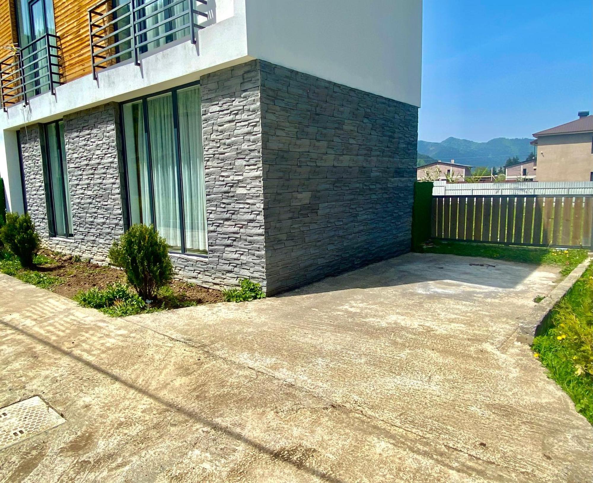 Cottage Marta Sadgeri 博尔若米 外观 照片